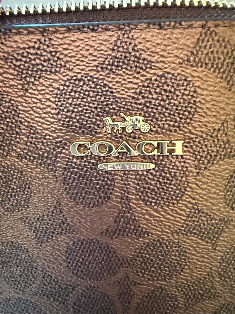 🤎Coach NWT Copper Brown Signature Metallic Fiona Zip Tote with Gold Hardware - Picture 5 of 9